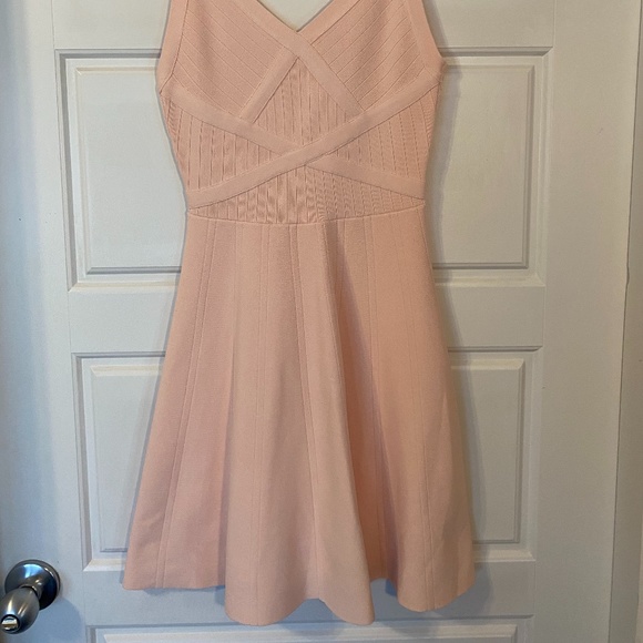 Guess Light pink cocktail dress - Picture 3 of 4